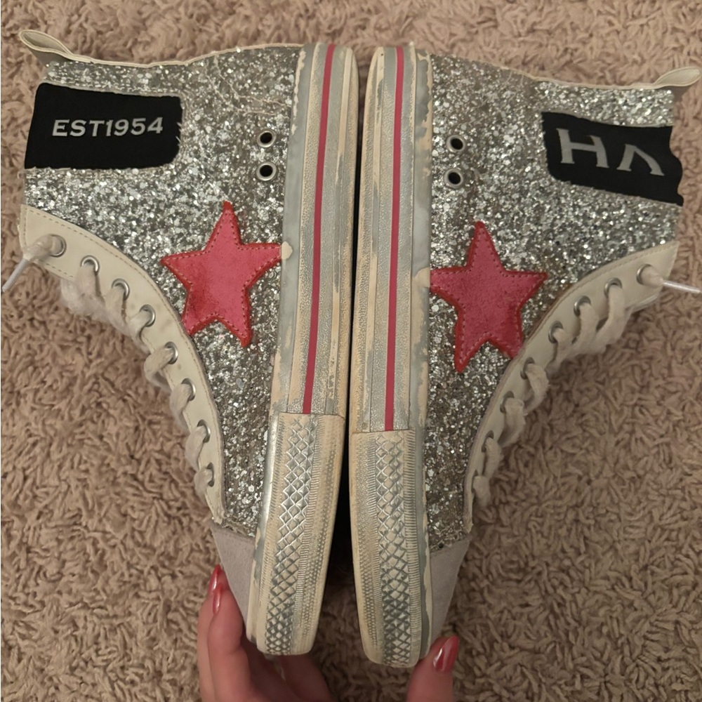 Vintage Havana Silver Glitter Sneakers with Pink Star - Picture 4 of 6